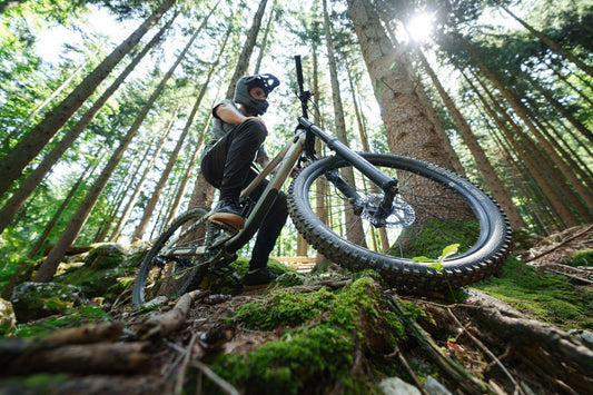 ALL ABOUT TYRE PRESSURE: HOW MUCH BAR IN YOUR BIKE TYRE?