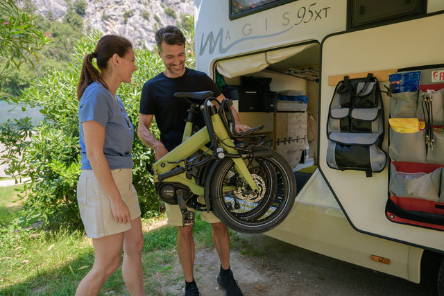 CUBE elektrische vouwfiets in een camper 