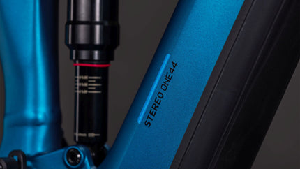 CUBE STEREO HYBRID ONE44 EX 800 ELECTRICBLUE/BLUE