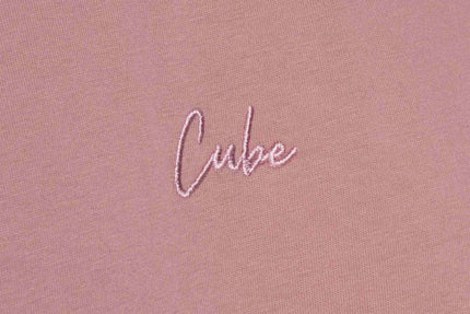 CUBE ORGANIC T-SHIRT SCRIPT GTY FIT LAVENDER