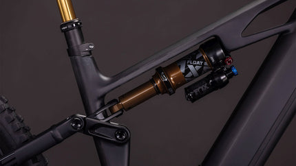 CUBE STEREO HYBRID ONE44 HPC AT 800 CARBON/GOLD
