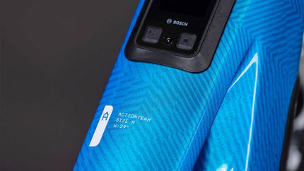 CUBE STEREO HYBRID ONE44 HPC AT 800 ACTIONTEAM