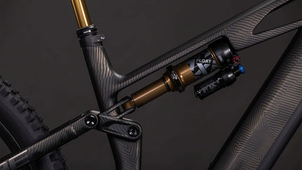 CUBE STEREO HYBRID ONE44 HPC SLT 800 CARBONGRID/CHROME