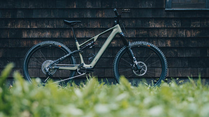 CUBE AMS HYBRID ONE44 C:68X TM 400X REEDGREEN/MATRIX