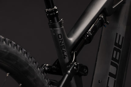 CUBE STEREO HYBRID ONE44 HPC SLX 800 BLACKLINE