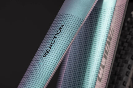 CUBE REACTION HYBRID PRO 800 POLARLIGHT/BLACK