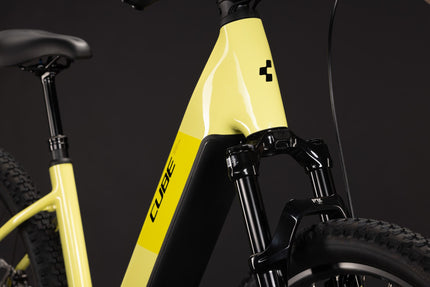 CUBE REACTION HYBRID RACE 800 BANANASPLIT/BLACK