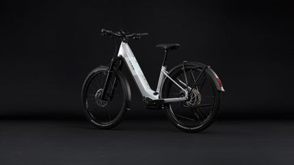 CUBE REACTION HYBRID SLX 800 FE PLATINUM/REFLEX