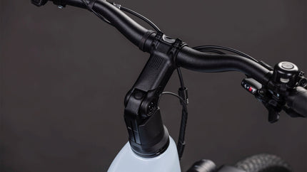 CUBE TOURING HYBRID ONE 600 GLACIER/REFLEX