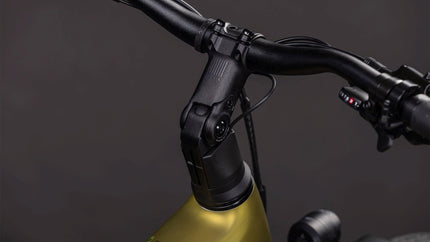 CUBE TOURING HYBRID PRO 800 GOLDENLIME/BLACK