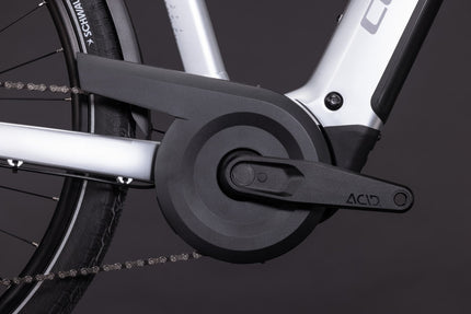 CUBE KATHMANDU HYBRID ONE 800 SILVERSTAR/REFLEX