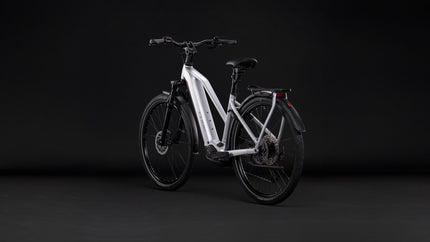 CUBE KATHMANDU HYBRID ONE 800 SILVERSTAR/REFLEX