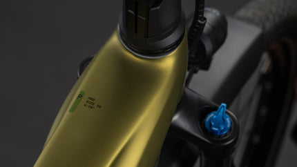 CUBE TOURING HYBRID PRO 800 GOLDENLIME/BLACK