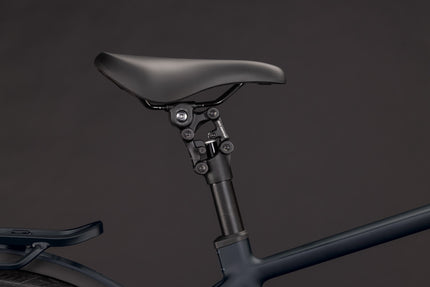 CUBE KATHMANDU HYBRID PRO 800 COAL/BLACK