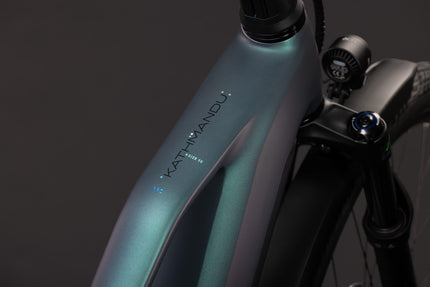 CUBE KATHMANDU HYBRID PRO 800 SMARAGDGREY/BLACK