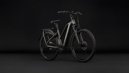 CUBE KATHMANDU HYBRID DELUXE PRO 800 BLACKFOREST/CHROME