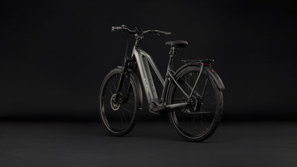 CUBE KATHMANDU HYBRID DELUXE PRO 800 BLACKFOREST/CHROME