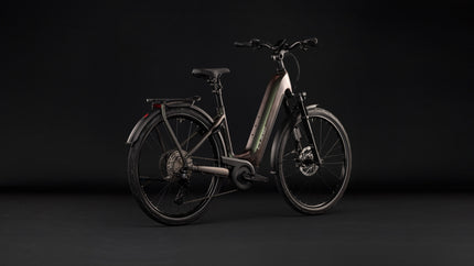 CUBE KATHMANDU HYBRID EXC 800 STELLAR/CHROME