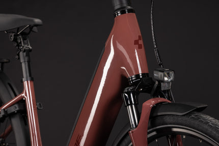 CUBE SUPREME HYBRID COMFORT PRO 600 BURGUNDY/CLARET