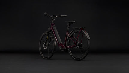 CUBE SUPREME HYBRID C:62 DELUXE SLT 600 LIQUIDRED/CHROME