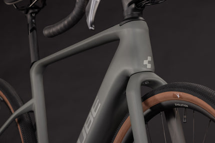 CUBE NUROAD HYBRID C:62 RACE 400X OLDGREY/GREY