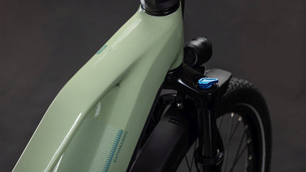 CUBE KATHMANDU HYBRID ONE 800 PEA/GREEN