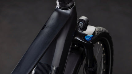 CUBE KATHMANDU HYBRID PRO 800 COAL/BLACK