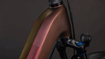 CUBE KATHMANDU HYBRID PRO 800 SUNGLOW/CHROME