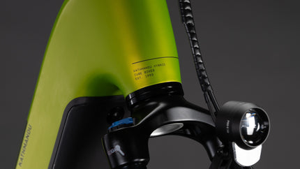 CUBE KATHMANDU HYBRID PRO 800 LIZARD/BLACK