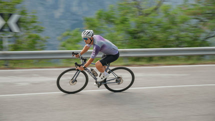 CUBE ATTAIN RACE SMARAGDGREY/WHITE