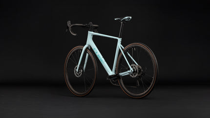 CUBE ATTAIN C:62 RACE FROSTYMINT/MINT