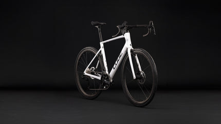 CUBE ATTAIN C:62 SLX METALLICWHITE/BLACK