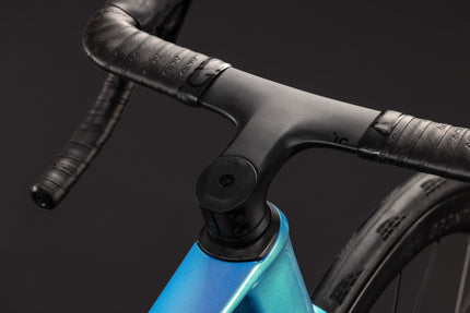 CUBE AGREE C:62 PRO DREAM/BLACK