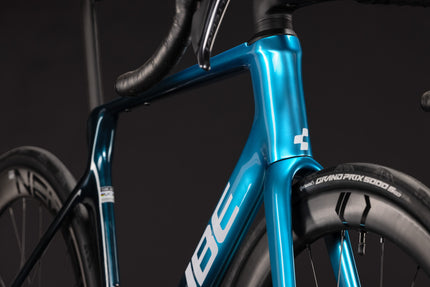 CUBE AGREE C:62 RACE CHROMEBLUE/LIQUIDBLUE