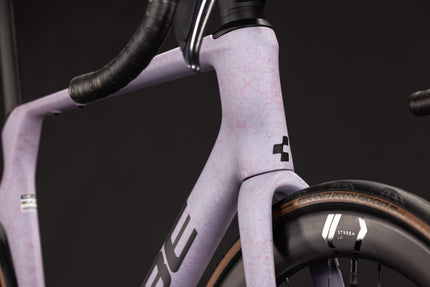 CUBE AGREE C:62 RACE LILACFIBRE/BLACK