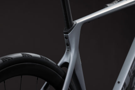 CUBE AGREE C:62 SLX SLATEGREY/CHROME