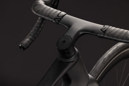 CUBE LITENING AERO C:68X RACE CARBON/CHROME