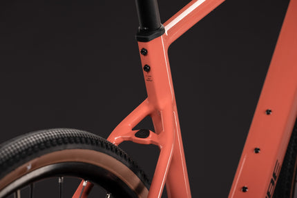 CUBE NUROAD ONE SPICYPAPAYA/BLACK