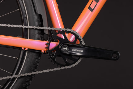 CUBE AIM ONE FE SALMON/BLACK