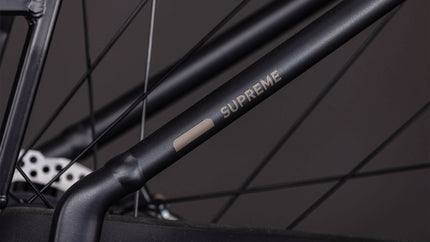 CUBE SUPREME HYBRID COMFORT PRO 600 GREY/CHROME