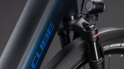 CUBE SUPREME HYBRID DELUXE ONE 600 INDIGOBLUE/SWITCH