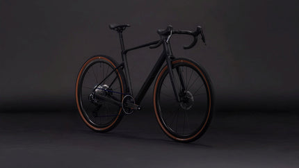 CUBE NUROAD C:62 EXC CARBON/CRISSCROSS