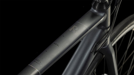 CUBE AXIAL WS RACE METALBLACK/RAINBOW