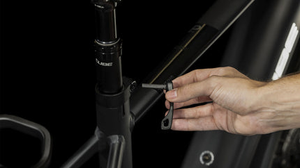 CUBE TOURING HYBRID PRO 500 BLACK/METAL