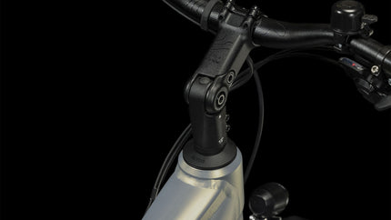 CUBE TOURING HYBRID PRO 625 PEARLYSILVER/BLACK