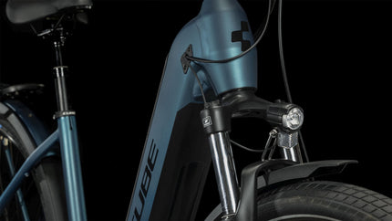 CUBE KATHMANDU HYBRID ONE 625 BLUE/BLACK