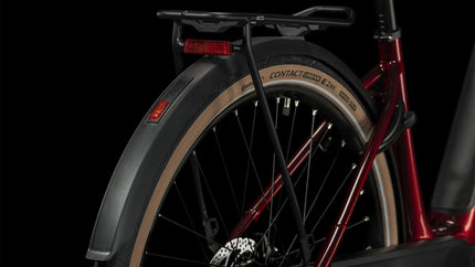 CUBE SUPREME HYBRID PRO 625 RED/BLACK