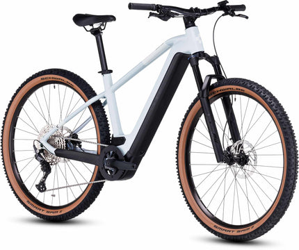 CUBE REACTION HYBRID PRO 750 FLASHWHITE/BLACK