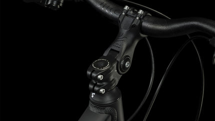 CUBE TOURING BLACK/METAL