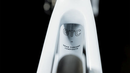 CUBE ATTAIN GTC RACE FLASHWHITE/BLACK
